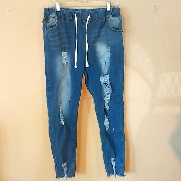 Denim - Distressed Stretchy Jeans